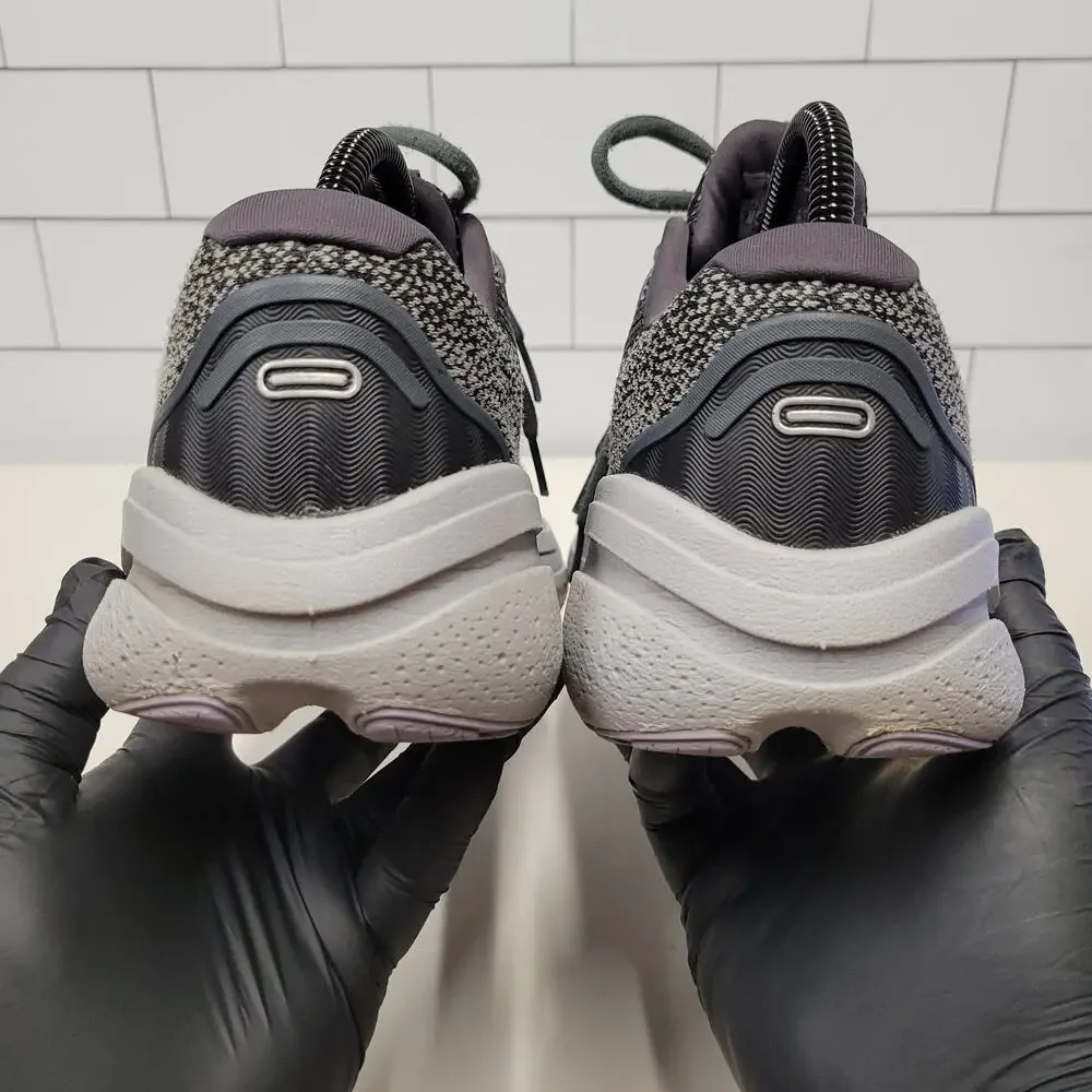 Brooks Women's Black and Gray Athletic Running Shoes